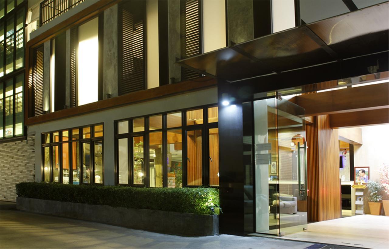 Izen Budget Hotel & Residence Rayong Exteriör bild