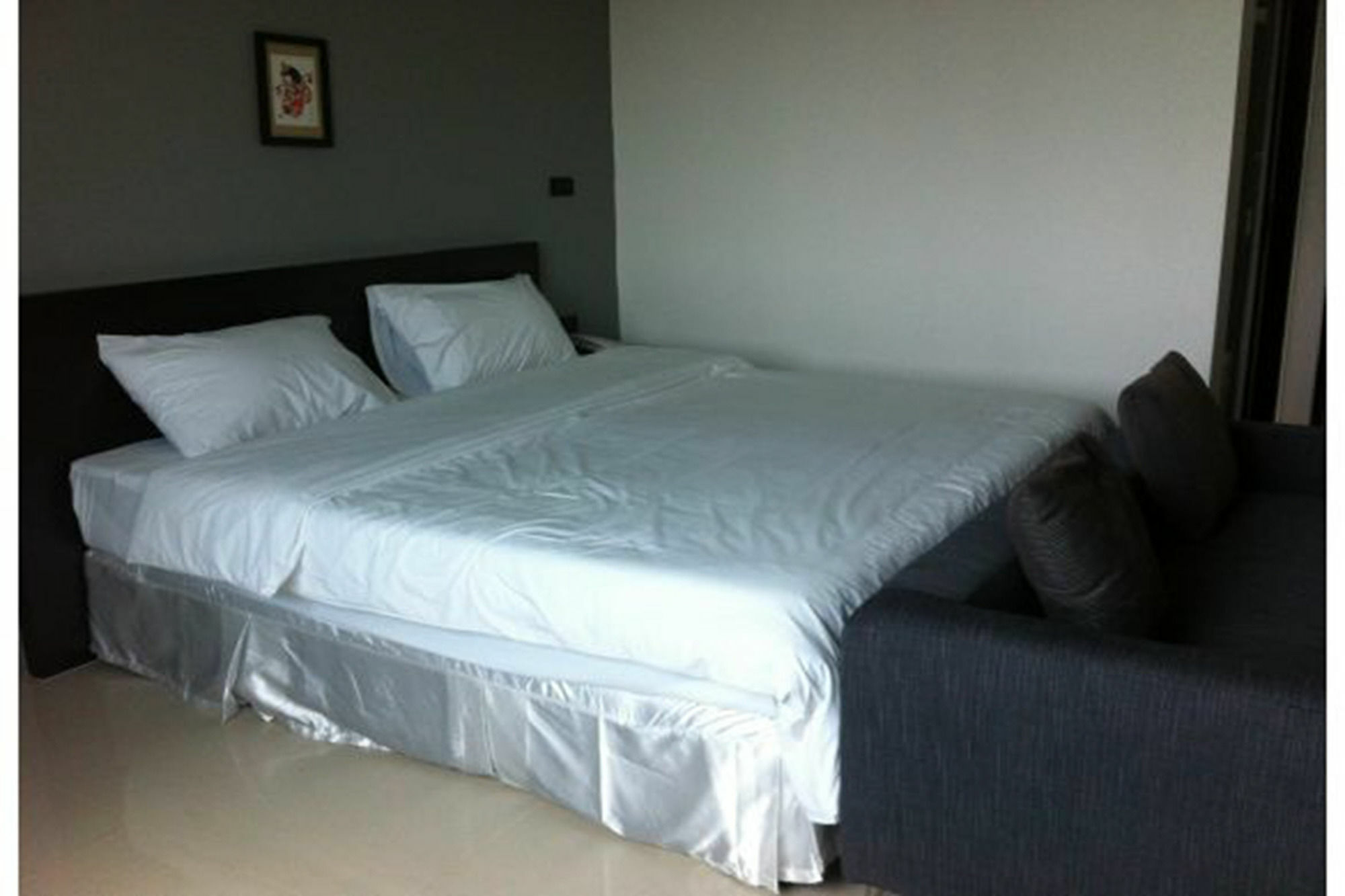 Izen Budget Hotel & Residence Rayong Exteriör bild